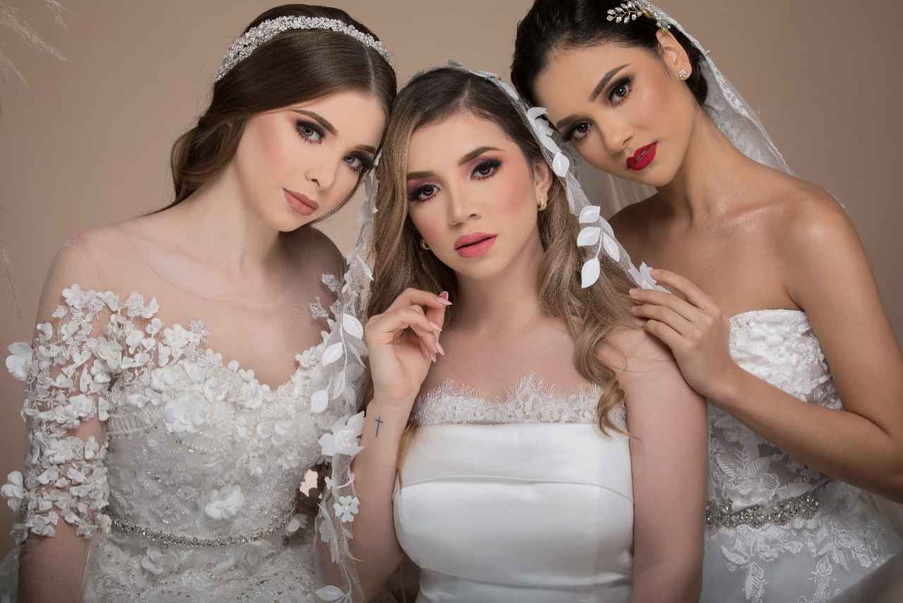 MI VESTIDO BLANCO