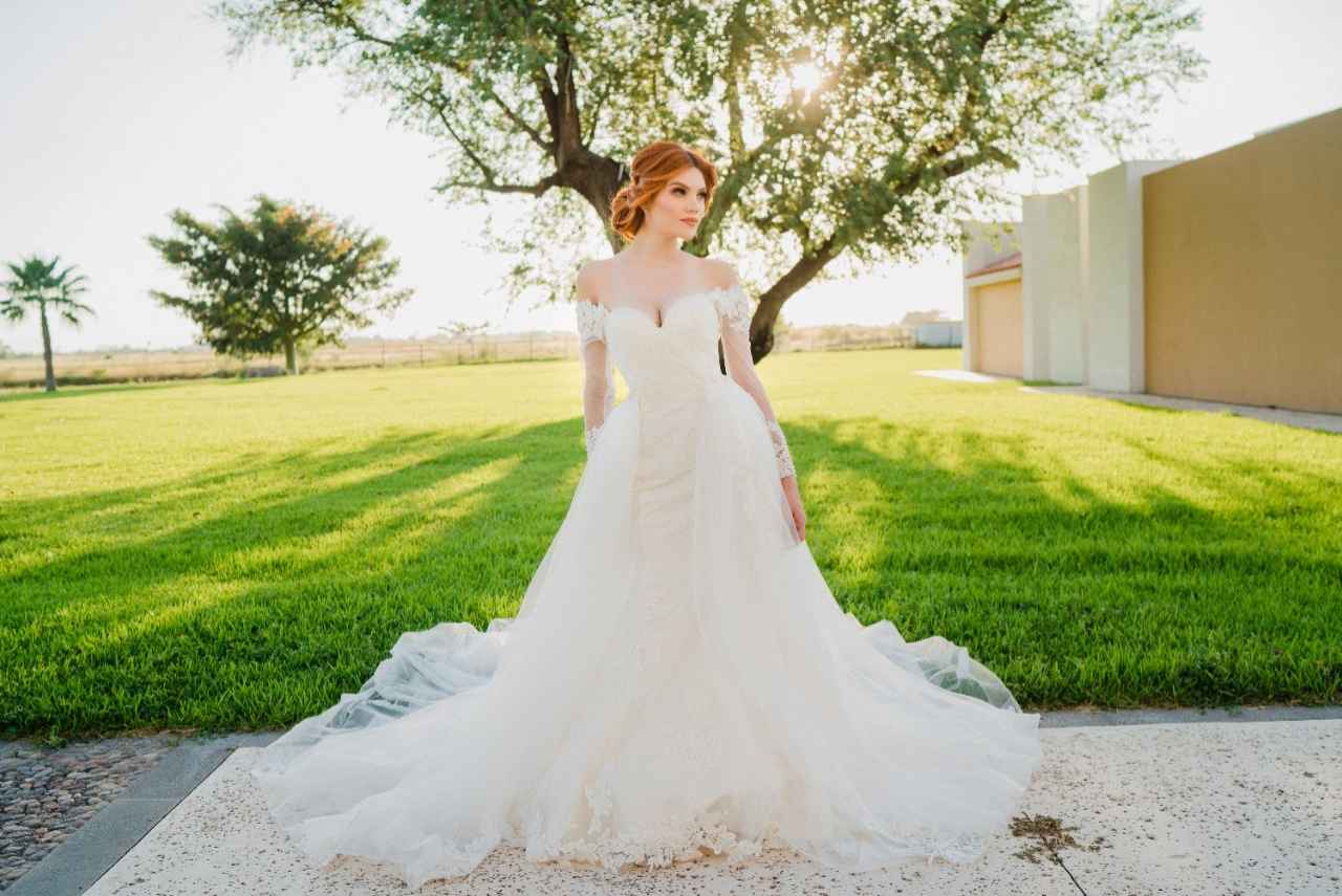 MI VESTIDO BLANCO